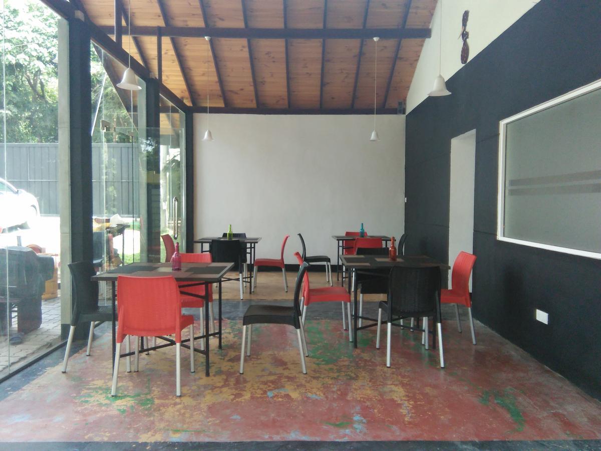 Bridge Hotel Negombo Kimbulapitiya Luaran gambar