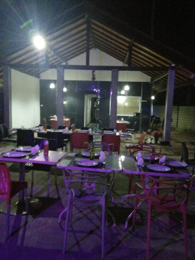 Bridge Hotel Negombo Kimbulapitiya Luaran gambar