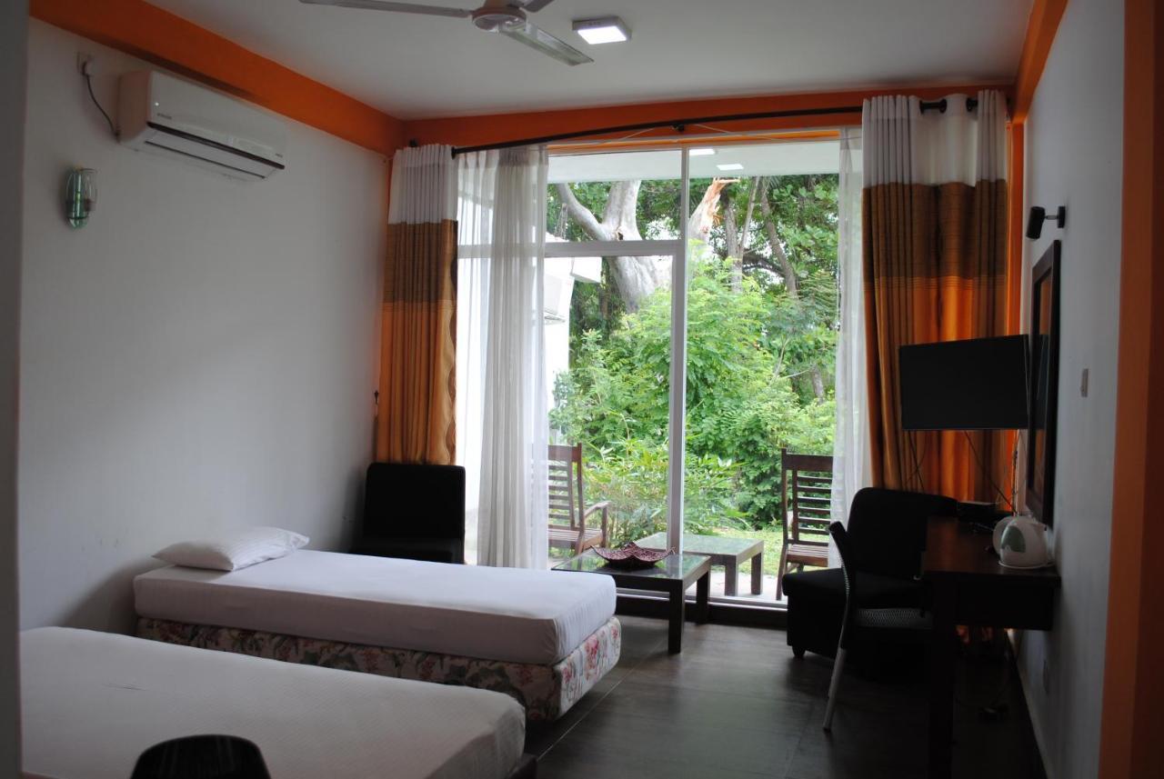 Bridge Hotel Negombo Kimbulapitiya Bilik gambar