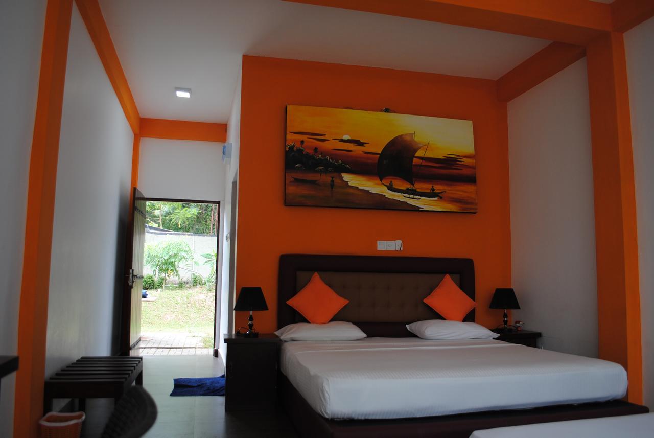 Bridge Hotel Negombo Kimbulapitiya Luaran gambar